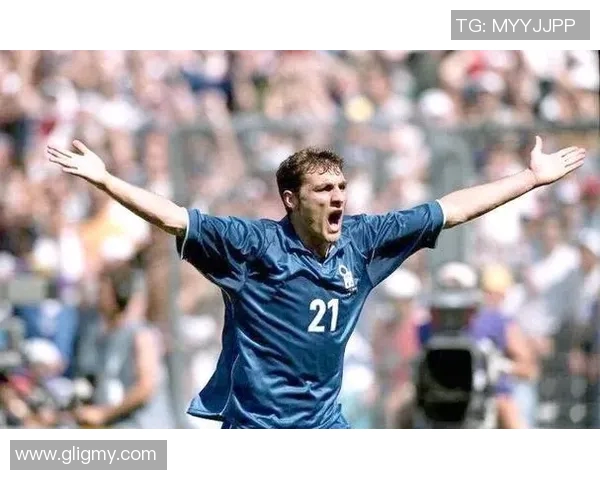 现役国际知名足球明星的职业生涯与场上表现全解析 现役国际知名足球明星的职业生涯与场上表现全解析